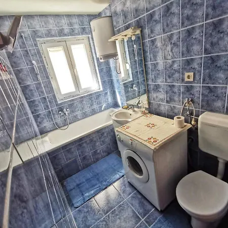 شقة Monika Apartman